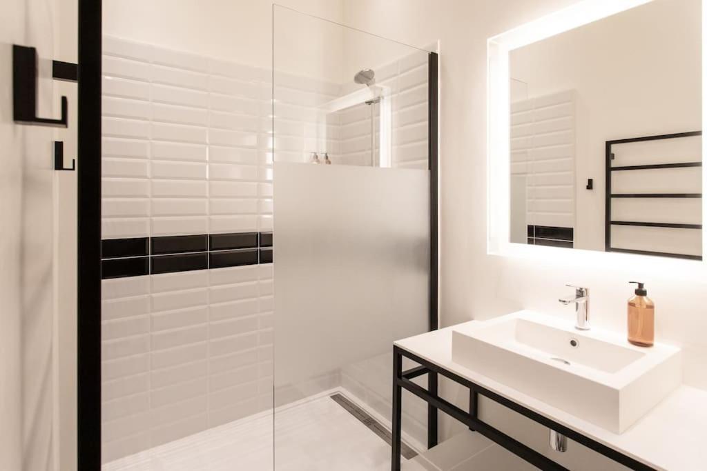 #8 Promenade 1min 2rooms/parking/terrace/wifi * Nizza
